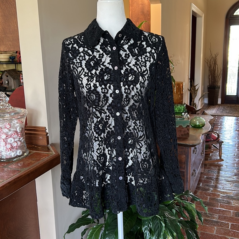 Soft Surroundings Black lace ruffle hem button up tunic szS